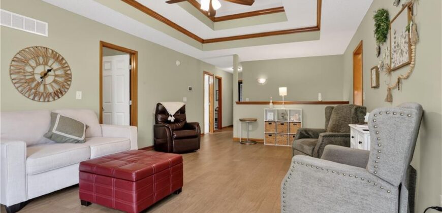 415 NE 101st Street, Kansas City, MO 64155