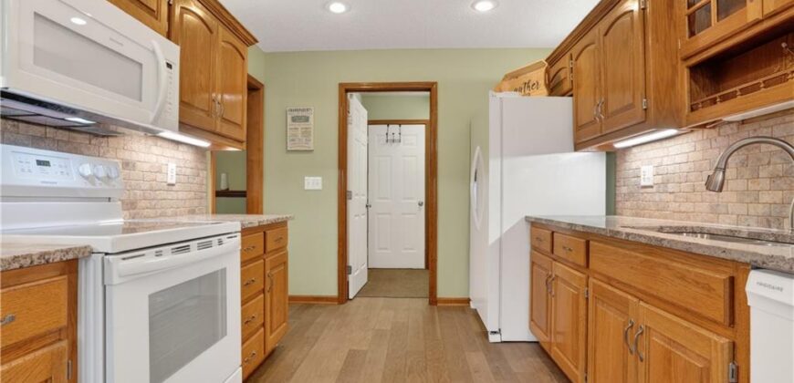 415 NE 101st Street, Kansas City, MO 64155