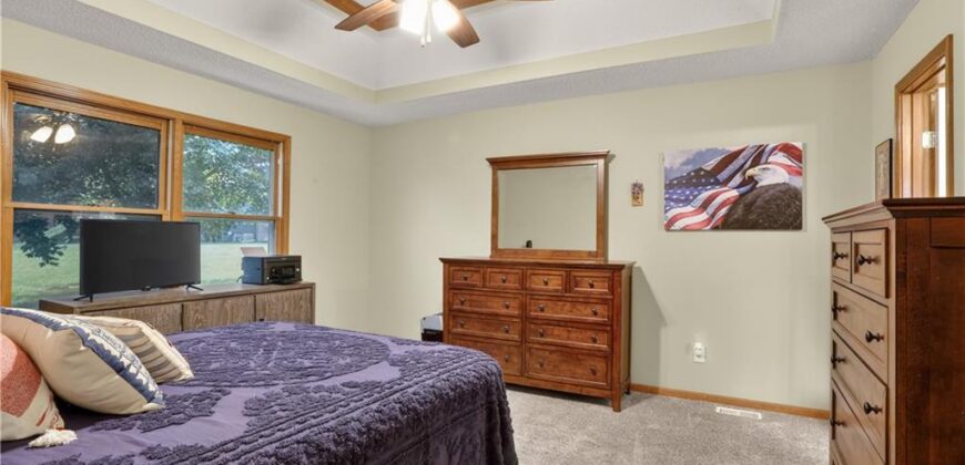 415 NE 101st Street, Kansas City, MO 64155