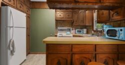 3622 NE Cypress Drive, Kansas City, MO 64117