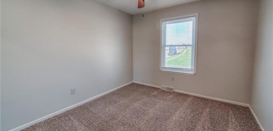 8635 N HULL Avenue, Kansas City, MO 64154