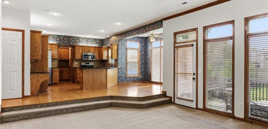 511 NE 95th Court, Kansas City, MO 64155