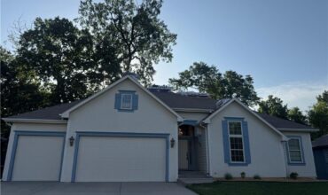 9014 N St Clair Avenue, Kansas City, MO 64154