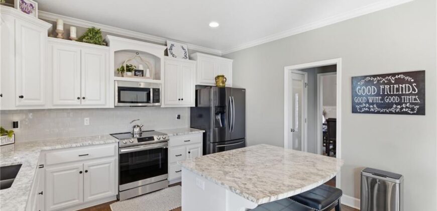 9305 NE 98th Terrace, Kansas City, MO 64157
