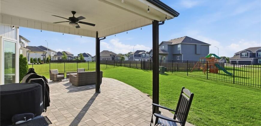 9305 NE 98th Terrace, Kansas City, MO 64157