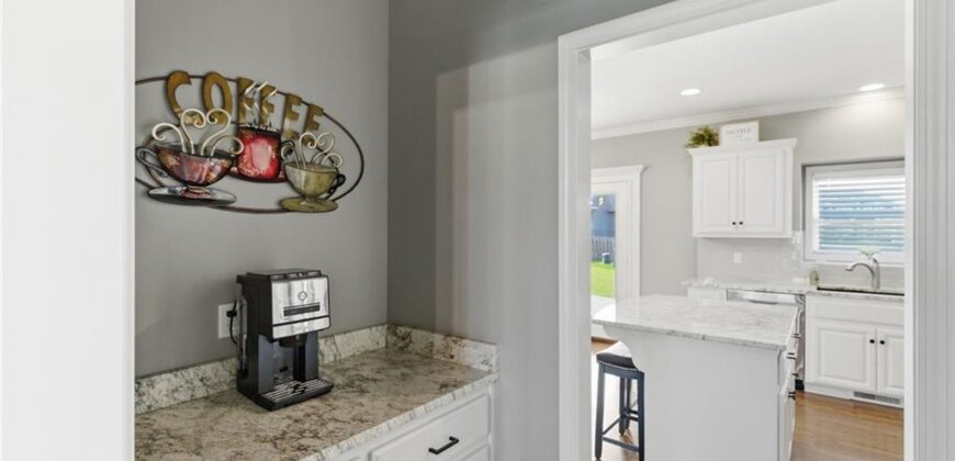 9305 NE 98th Terrace, Kansas City, MO 64157