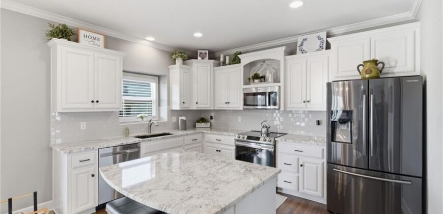 9305 NE 98th Terrace, Kansas City, MO 64157