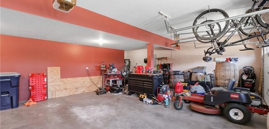 11043 N Madison Avenue, Kansas City, MO 64155