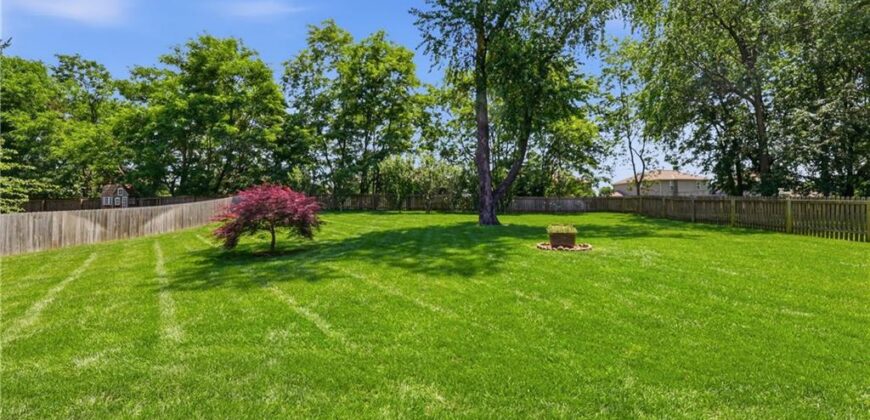 11043 N Madison Avenue, Kansas City, MO 64155