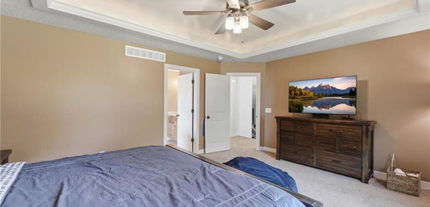 11043 N Madison Avenue, Kansas City, MO 64155