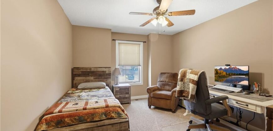 11043 N Madison Avenue, Kansas City, MO 64155