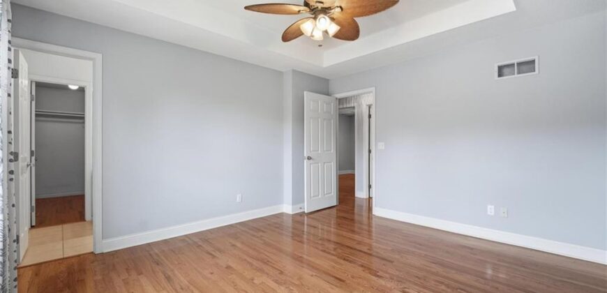 4811 NW 57th Court, Kansas City, MO 64151