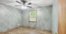 10008 NW 70th Court, Parkville, MO 64152