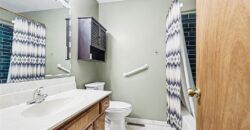 10008 NW 70th Court, Parkville, MO 64152