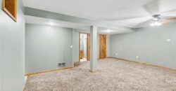 10008 NW 70th Court, Parkville, MO 64152