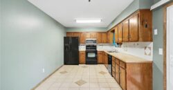 10008 NW 70th Court, Parkville, MO 64152
