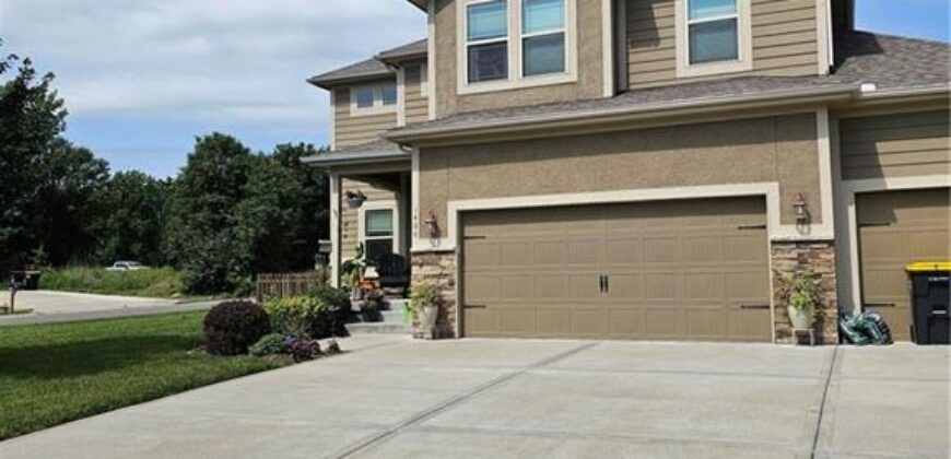 1406 Silhouette Drive, Kearney, MO 64060