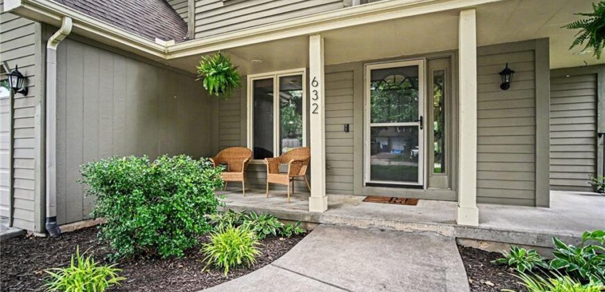 632 Taylor Drive, Liberty, MO 64068