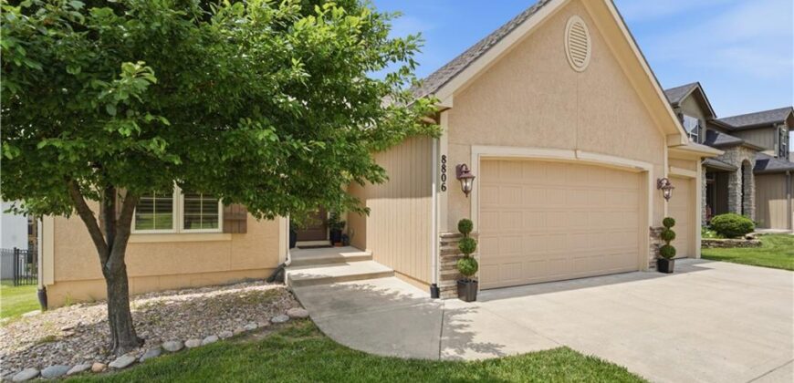 8806 N Norton Avenue, Kansas City, MO 64156