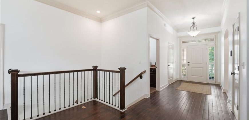 8806 N Norton Avenue, Kansas City, MO 64156