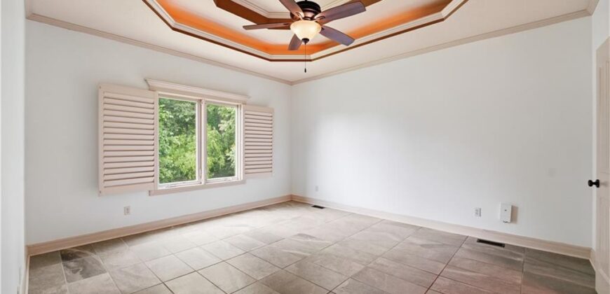 8806 N Norton Avenue, Kansas City, MO 64156