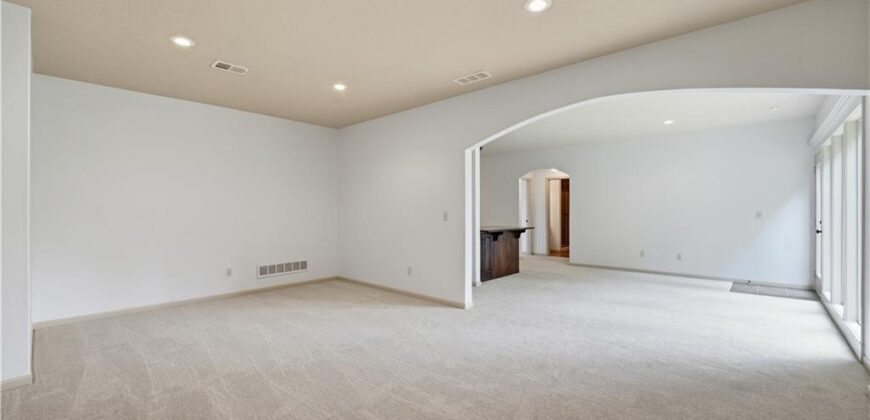 8806 N Norton Avenue, Kansas City, MO 64156