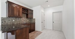 8806 N Norton Avenue, Kansas City, MO 64156