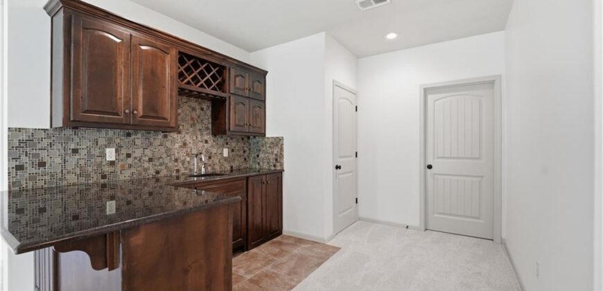 8806 N Norton Avenue, Kansas City, MO 64156