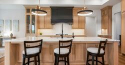 2270 Scenic View Drive, Riverside, MO 64150