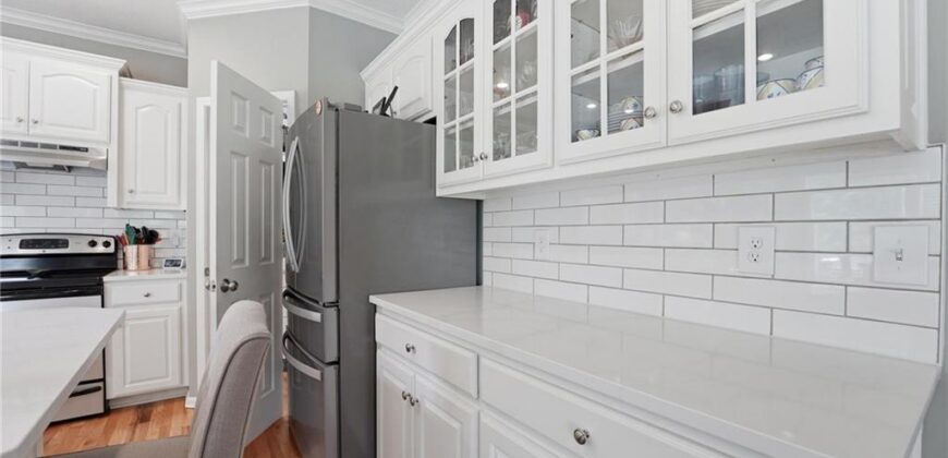 9611 N Ditzler Court, Kansas City, MO 64157