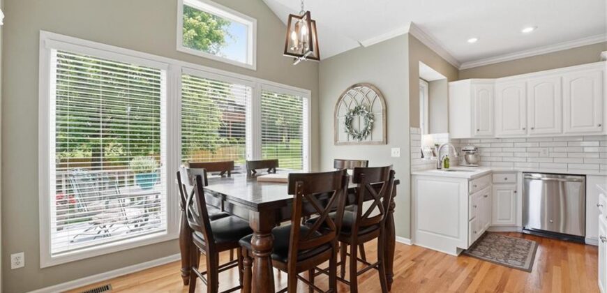 9611 N Ditzler Court, Kansas City, MO 64157