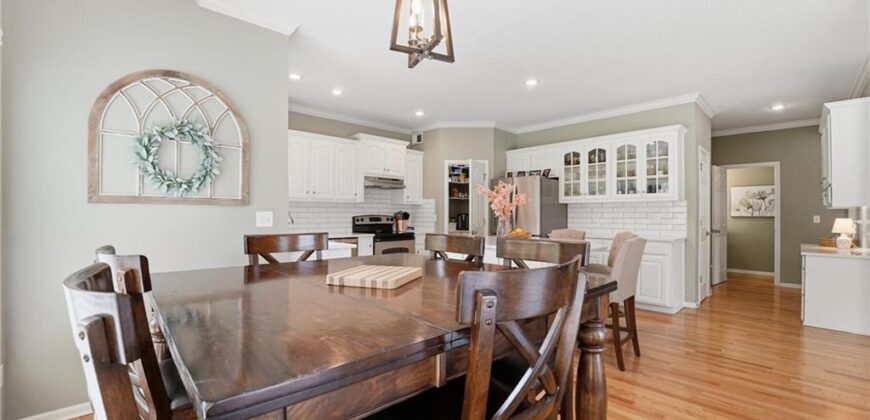 9611 N Ditzler Court, Kansas City, MO 64157
