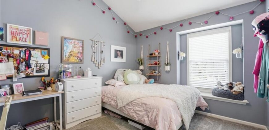 9611 N Ditzler Court, Kansas City, MO 64157