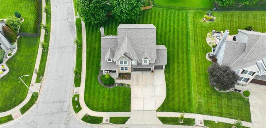 9611 N Ditzler Court, Kansas City, MO 64157