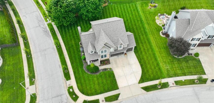 9611 N Ditzler Court, Kansas City, MO 64157
