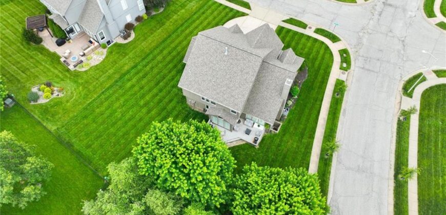 9611 N Ditzler Court, Kansas City, MO 64157