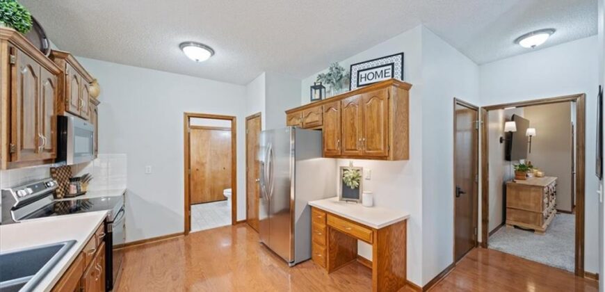 9400 N Campbell Court, Kansas City, MO 64155