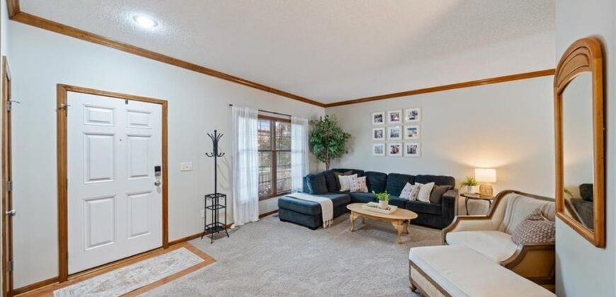 9400 N Campbell Court, Kansas City, MO 64155