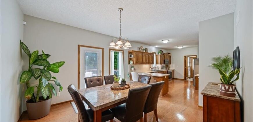 9400 N Campbell Court, Kansas City, MO 64155