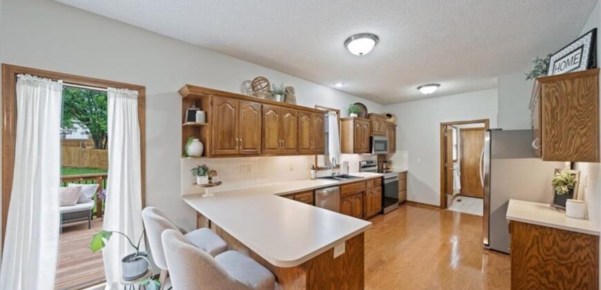 9400 N Campbell Court, Kansas City, MO 64155