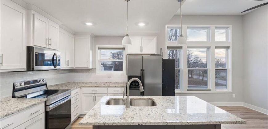 2312 NE 72ND Street, Kansas City, MO 64118