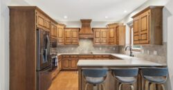 14345 NW 65th Place, Parkville, MO 64152