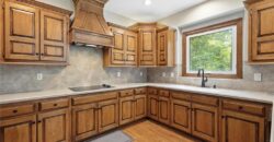 14345 NW 65th Place, Parkville, MO 64152
