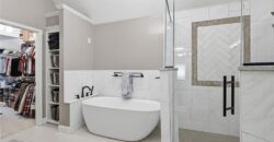 14345 NW 65th Place, Parkville, MO 64152