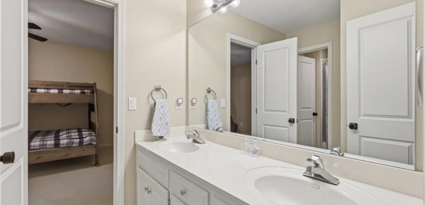 14345 NW 65th Place, Parkville, MO 64152