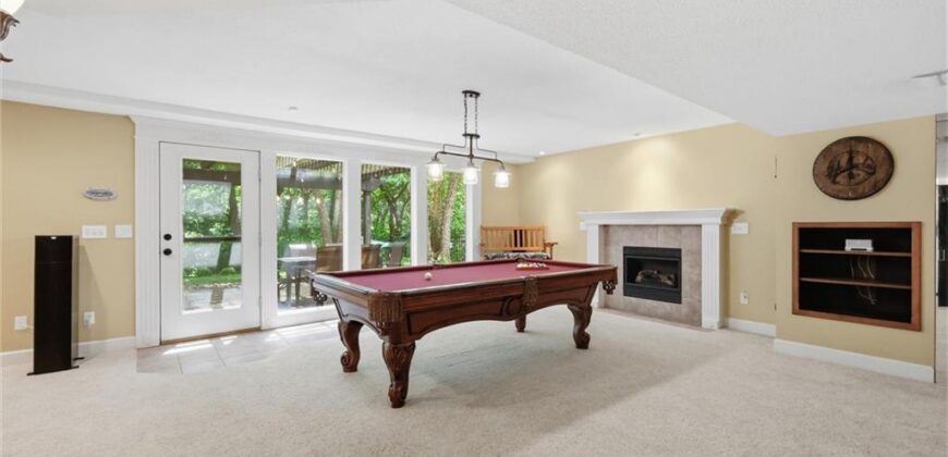 14345 NW 65th Place, Parkville, MO 64152
