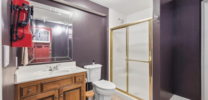 14345 NW 65th Place, Parkville, MO 64152