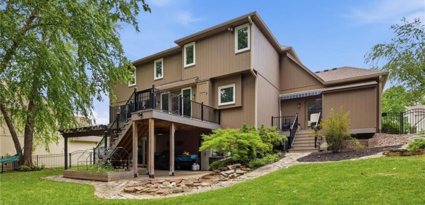 14345 NW 65th Place, Parkville, MO 64152
