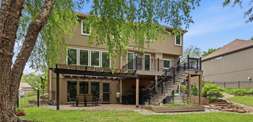 14345 NW 65th Place, Parkville, MO 64152