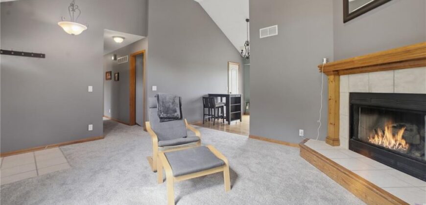 11131 N Lewis Avenue, Kansas City, MO 64157